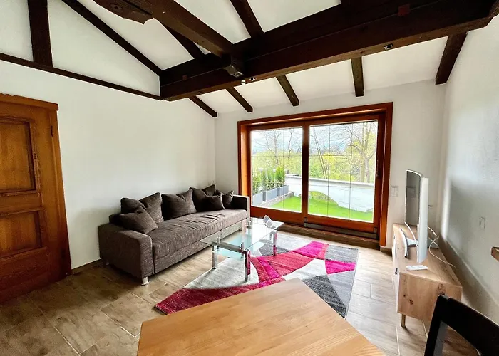 Ziemer 2 아파트 피딩